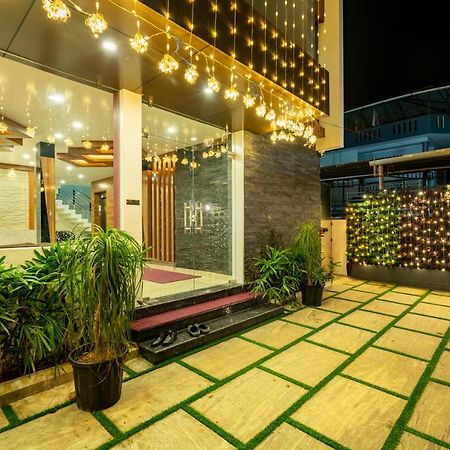 Hotel Daan Regency Thrissur Zewnętrze zdjęcie