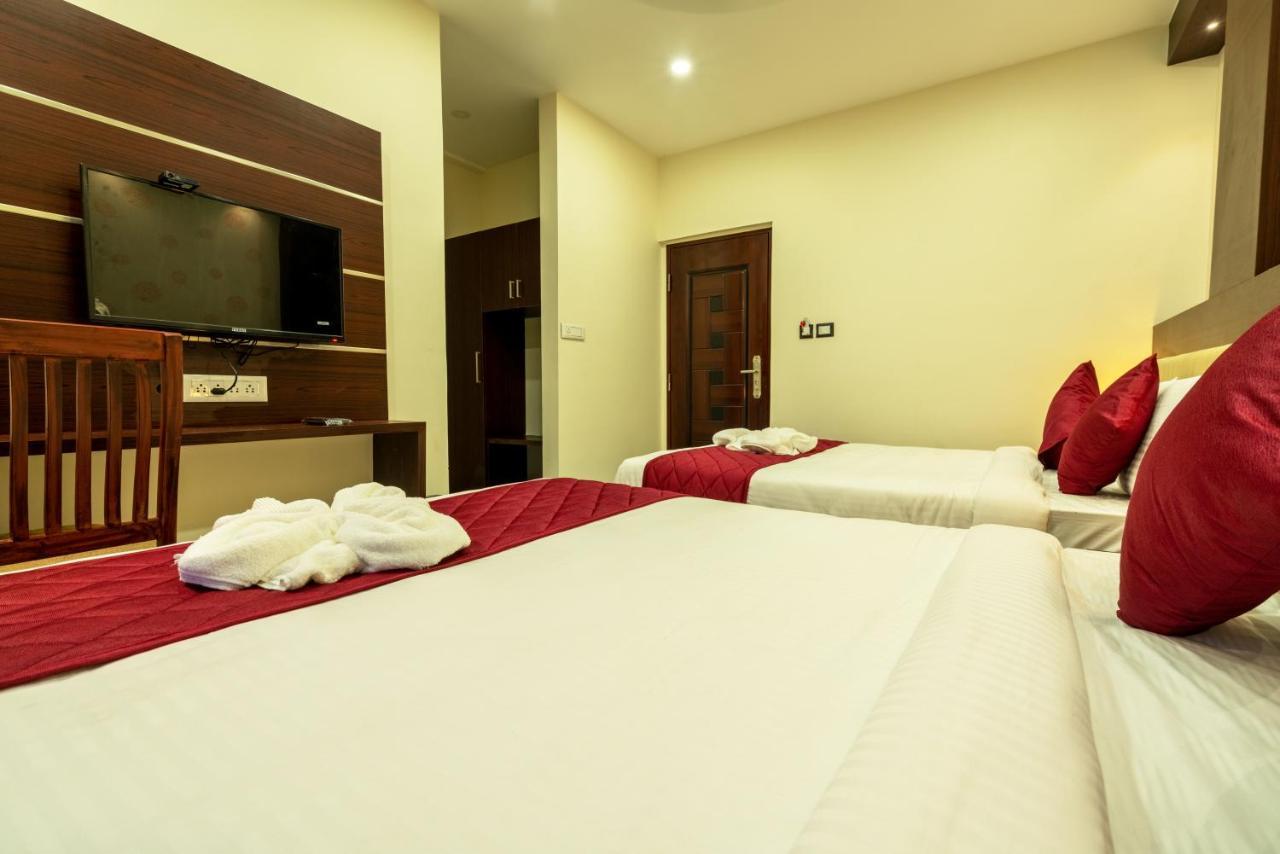 Hotel Daan Regency Thrissur Zewnętrze zdjęcie