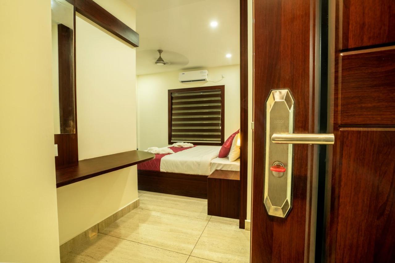 Hotel Daan Regency Thrissur Zewnętrze zdjęcie