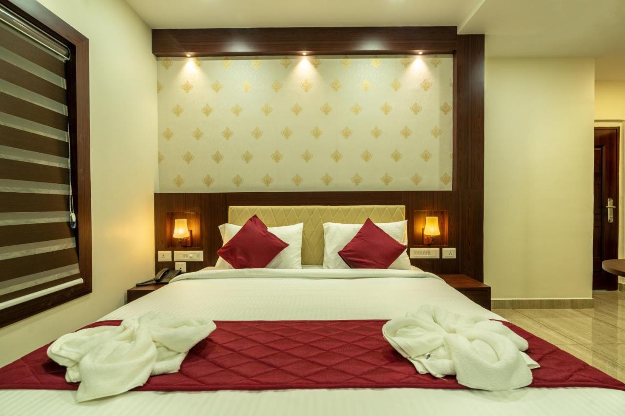 Hotel Daan Regency Thrissur Zewnętrze zdjęcie