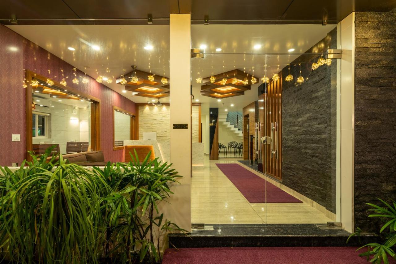 Hotel Daan Regency Thrissur Zewnętrze zdjęcie